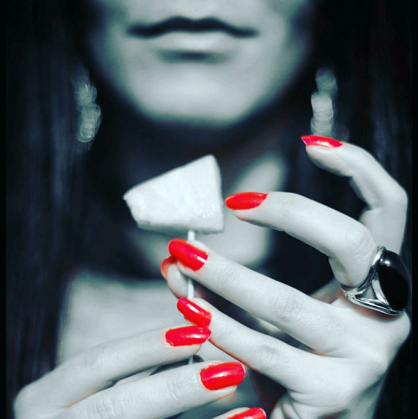 Your Name - Professional Nail Artist